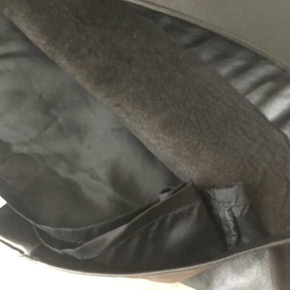 Danier Black Pencil Skirt - Picture 10 of 16